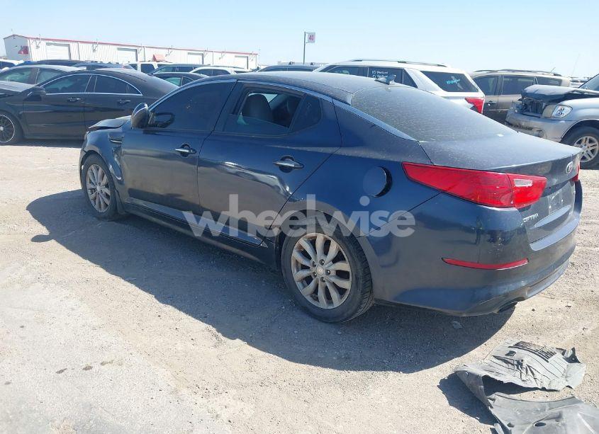 Photo 3 of 2015 Kia Optima LX (VIN 5XXGM4A78FG367435)