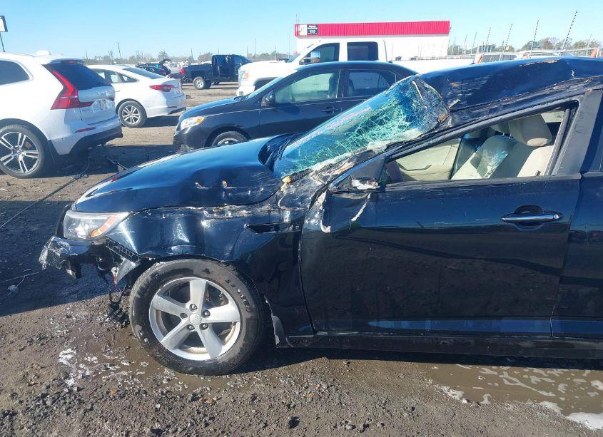 Photo 20 of 2015 Kia Optima LX (VIN 5XXGM4A78FG377527)