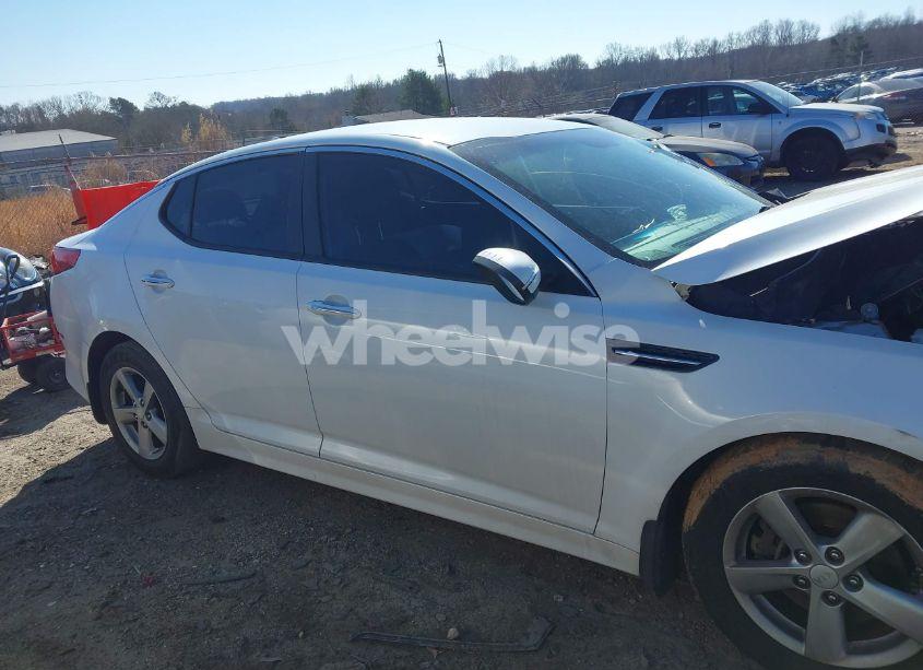 Photo 13 of 2015 Kia Optima LX (VIN 5XXGM4A78FG385904)