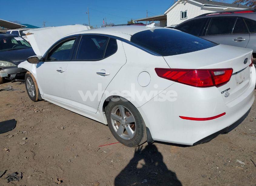 Photo 3 of 2015 Kia Optima LX (VIN 5XXGM4A78FG385904)