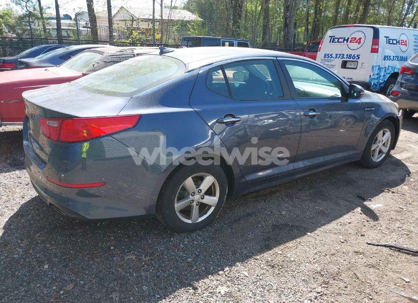 Photo 4 of 2015 Kia Optima LX (VIN 5XXGM4A78FG437581)