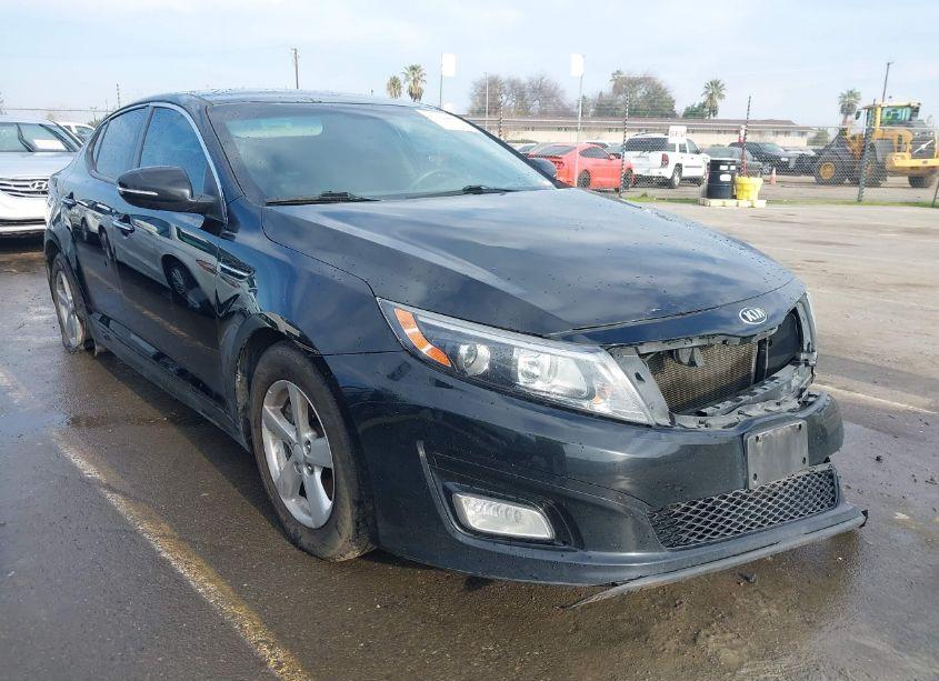 2015 Kia Optima LX (VIN 5XXGM4A78FG437936) main photo