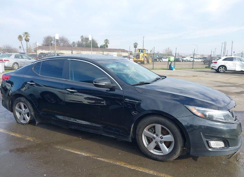 Photo 14 of 2015 Kia Optima LX (VIN 5XXGM4A78FG437936)