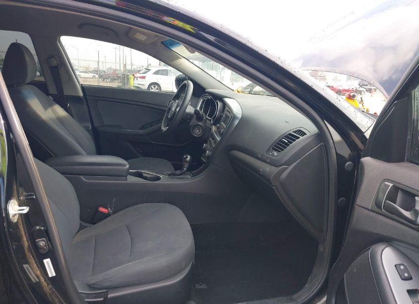 Photo 5 of 2015 Kia Optima LX (VIN 5XXGM4A78FG437936)