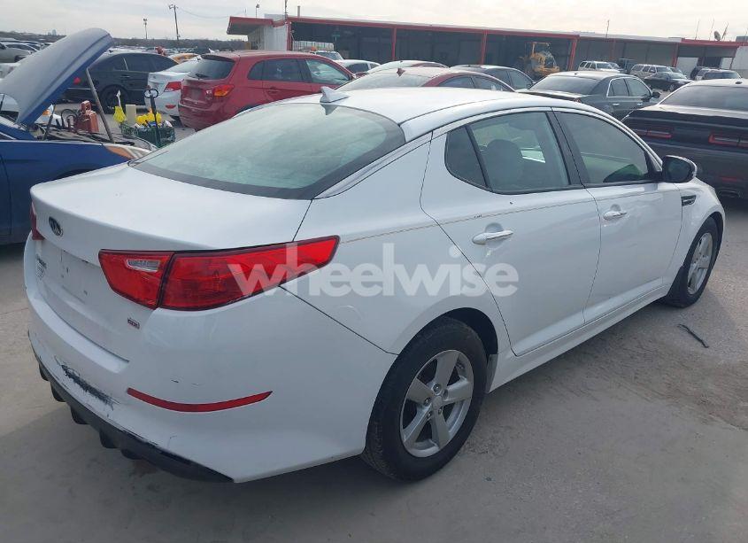 Photo 4 of 2015 Kia Optima LX (VIN 5XXGM4A78FG438844)