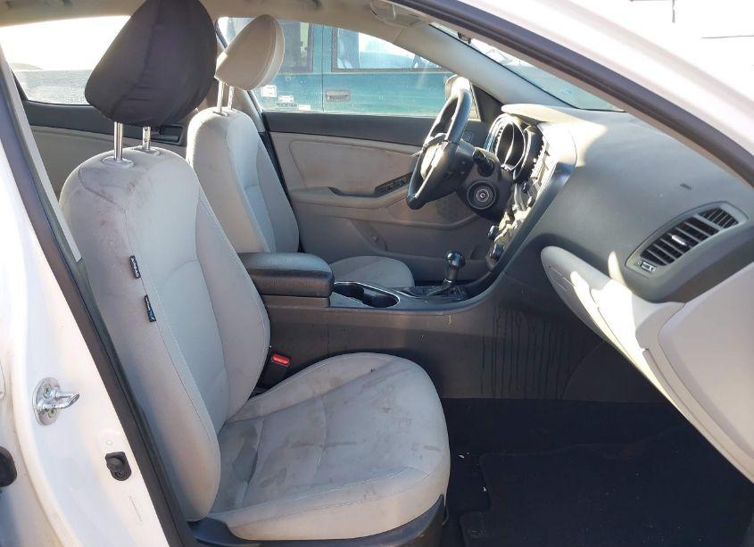 Photo 5 of 2015 Kia Optima LX (VIN 5XXGM4A78FG440447)