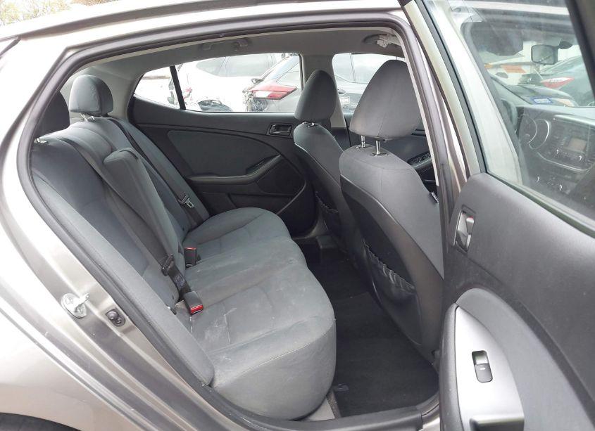 Photo 8 of 2015 Kia Optima LX (VIN 5XXGM4A78FG441338)