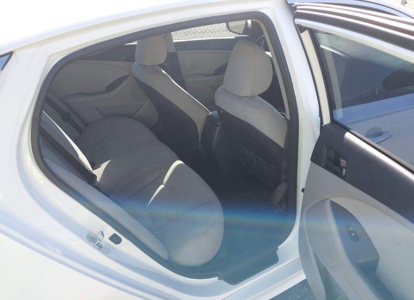 Photo 8 of 2015 Kia Optima LX (VIN 5XXGM4A78FG441470)