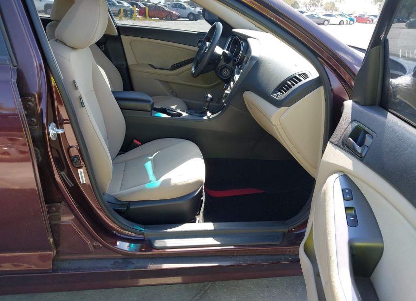 Photo 5 of 2015 Kia Optima LX (VIN 5XXGM4A78FG445678)