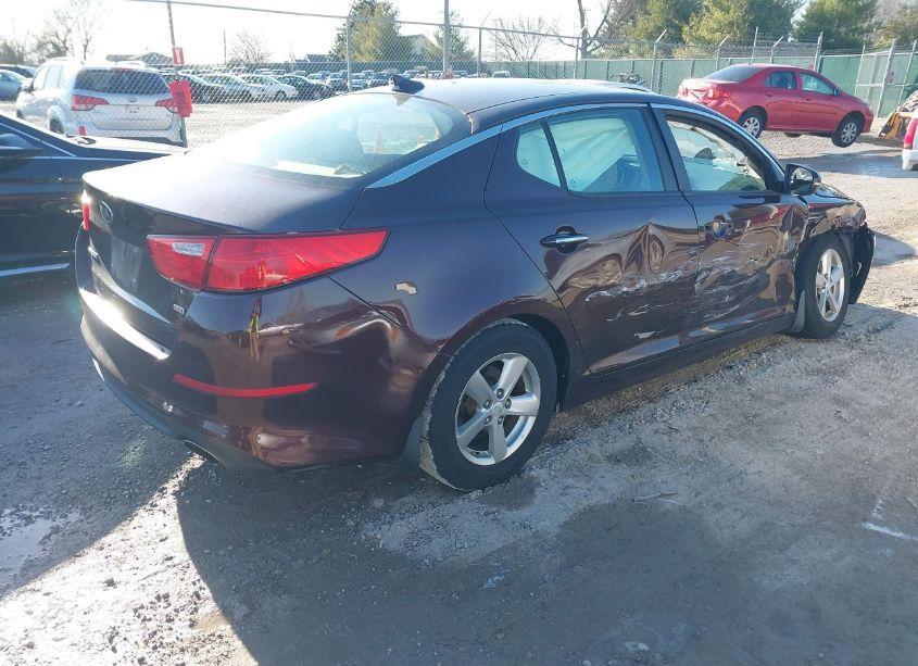 Photo 4 of 2015 Kia Optima LX (VIN 5XXGM4A78FG463646)