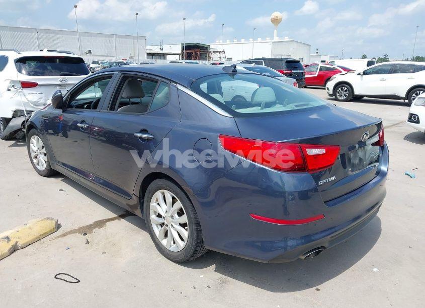 Photo 3 of 2015 Kia Optima LX (VIN 5XXGM4A78FG464568)