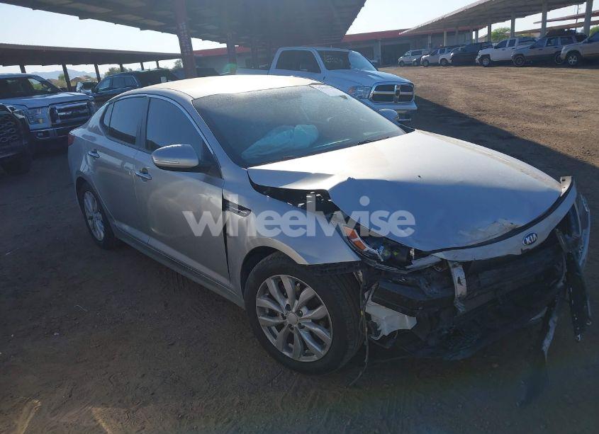 2015 Kia Optima LX (VIN 5XXGM4A78FG473769) main photo