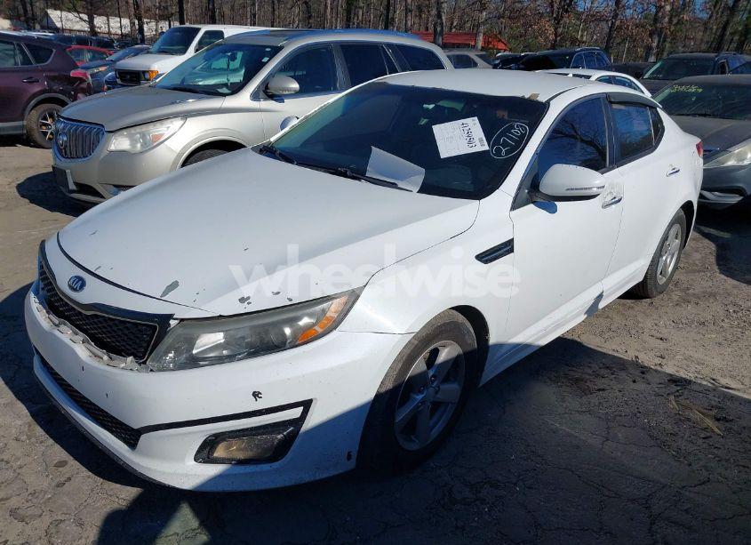 Photo 2 of 2015 Kia Optima LX (VIN 5XXGM4A78FG474162)