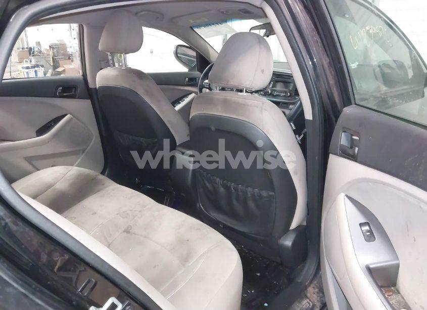 Photo 8 of 2015 Kia Optima LX (VIN 5XXGM4A78FG481631)