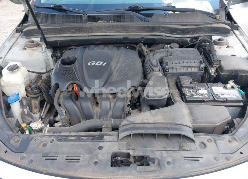 Photo 10 of 2015 Kia Optima LX (VIN 5XXGM4A78FG486361)