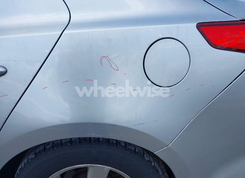 Photo 13 of 2015 Kia Optima LX (VIN 5XXGM4A78FG486361)