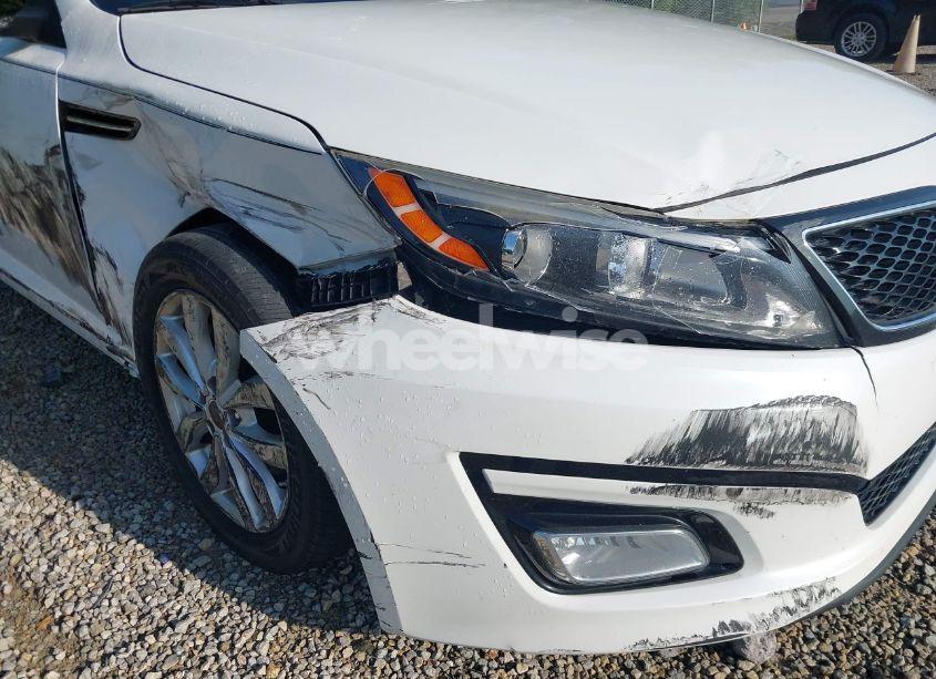 Photo 6 of 2015 Kia Optima LX (VIN 5XXGM4A78FG506172)