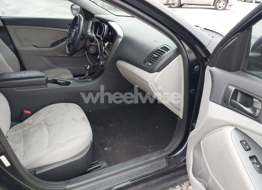 Photo 5 of 2015 Kia Optima LX (VIN 5XXGM4A78FG508942)