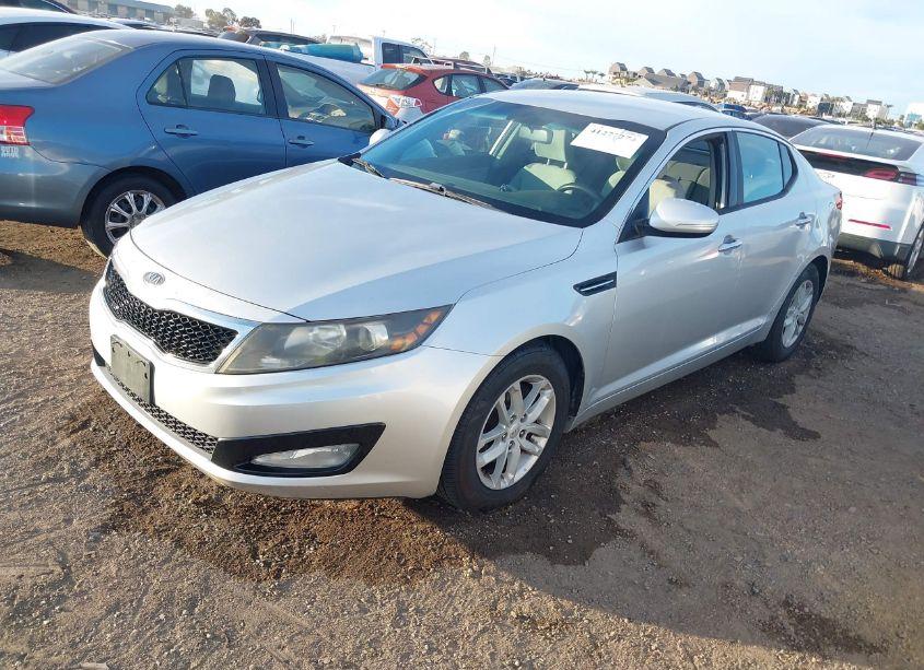 Photo 2 of 2012 Kia Optima LX (VIN 5XXGM4A79CG021826)