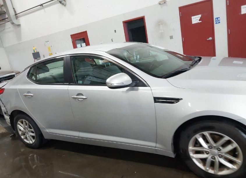 Photo 13 of 2012 Kia Optima LX (VIN 5XXGM4A79CG034740)