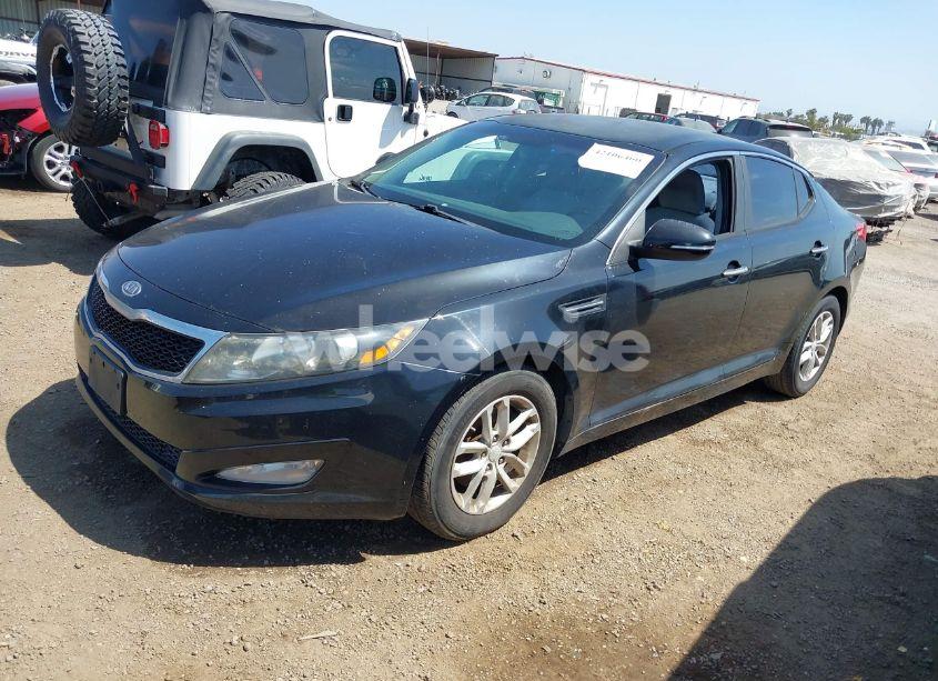 Photo 2 of 2012 Kia Optima LX (VIN 5XXGM4A79CG040070)