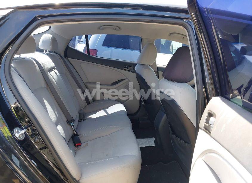 Photo 8 of 2012 Kia Optima LX (VIN 5XXGM4A79CG040070)