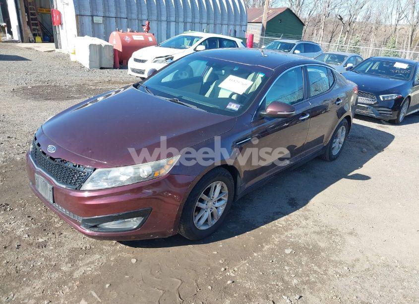 Photo 2 of 2012 Kia Optima LX (VIN 5XXGM4A79CG040893)