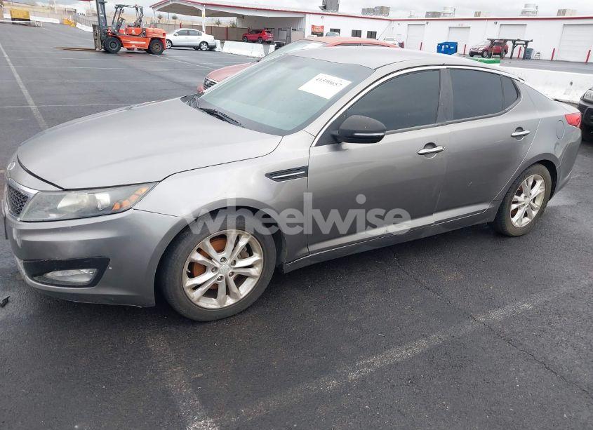 Photo 12 of 2012 Kia Optima LX (VIN 5XXGM4A79CG056267)