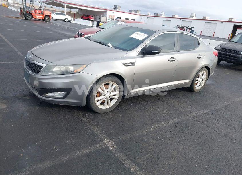 Photo 2 of 2012 Kia Optima LX (VIN 5XXGM4A79CG056267)