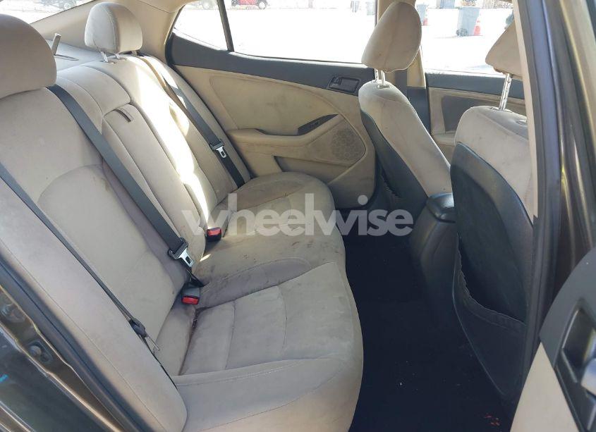 Photo 8 of 2013 Kia Optima LX (VIN 5XXGM4A79DG121930)