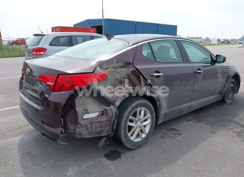 Photo 6 of 2013 Kia Optima LX (VIN 5XXGM4A79DG133270)