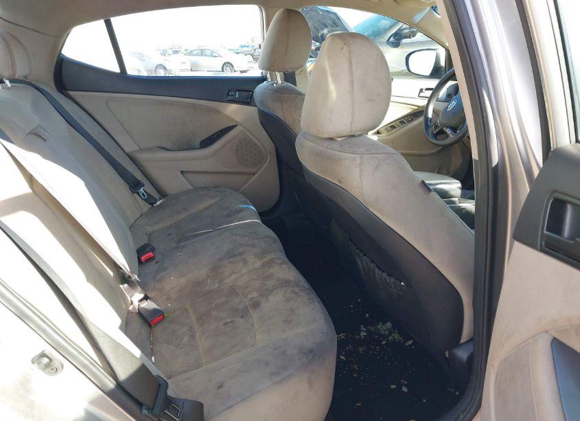 Photo 8 of 2013 Kia Optima LX (VIN 5XXGM4A79DG156063)