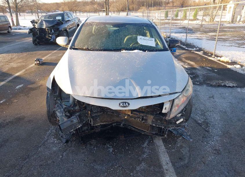 Photo 12 of 2013 Kia Optima LX (VIN 5XXGM4A79DG178936)
