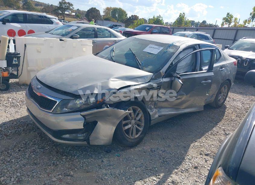 Photo 2 of 2013 Kia Optima LX (VIN 5XXGM4A79DG179150)