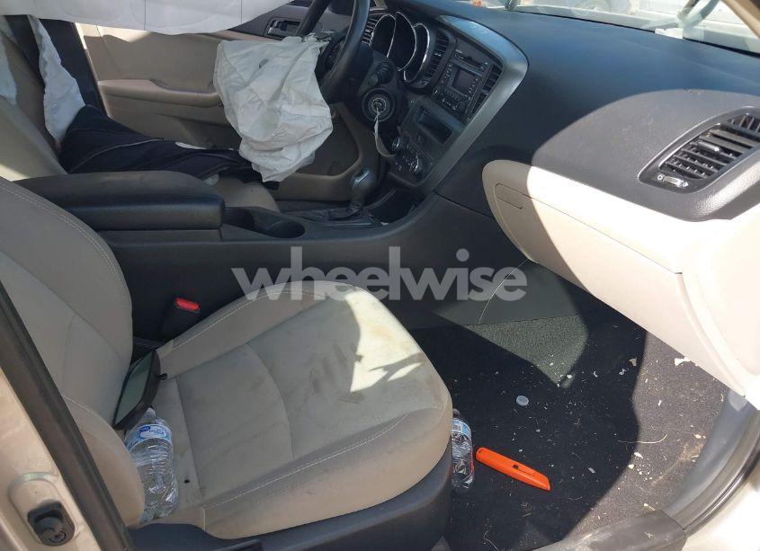 Photo 5 of 2013 Kia Optima LX (VIN 5XXGM4A79DG179150)