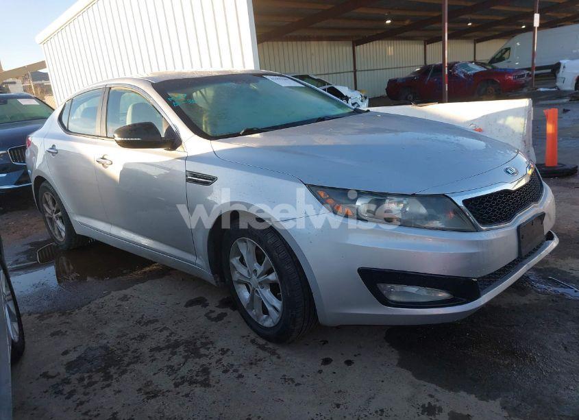 2013 Kia Optima LX (VIN 5XXGM4A79DG182632) main photo