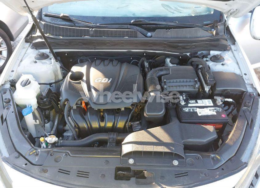 Photo 10 of 2013 Kia Optima LX (VIN 5XXGM4A79DG182632)