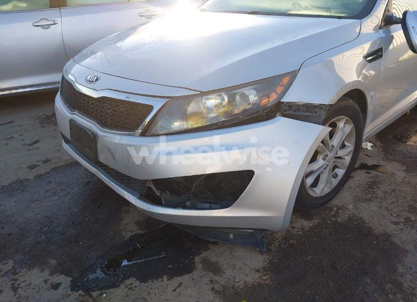 Photo 6 of 2013 Kia Optima LX (VIN 5XXGM4A79DG182632)