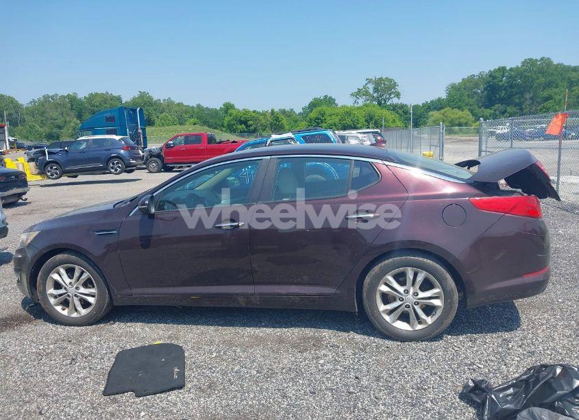 Photo 13 of 2013 Kia Optima LX (VIN 5XXGM4A79DG184784)