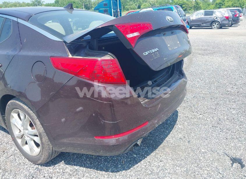 Photo 6 of 2013 Kia Optima LX (VIN 5XXGM4A79DG184784)