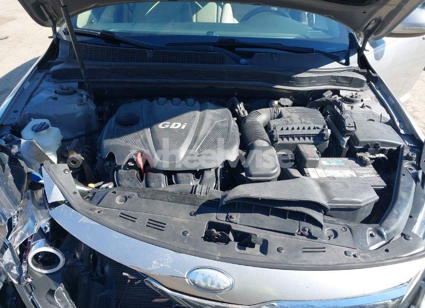 Photo 10 of 2013 Kia Optima LX (VIN 5XXGM4A79DG194019)