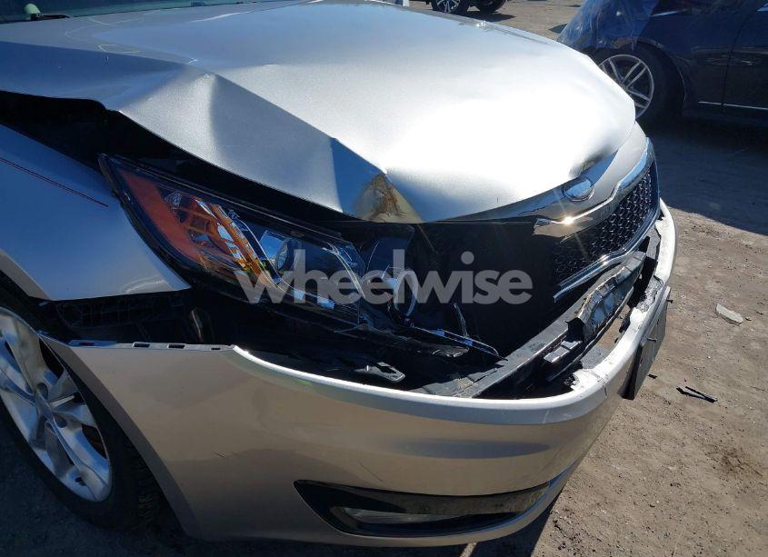 Photo 12 of 2013 Kia Optima LX (VIN 5XXGM4A79DG194019)