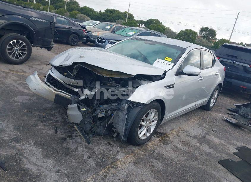 Photo 2 of 2013 Kia Optima LX (VIN 5XXGM4A79DG198328)