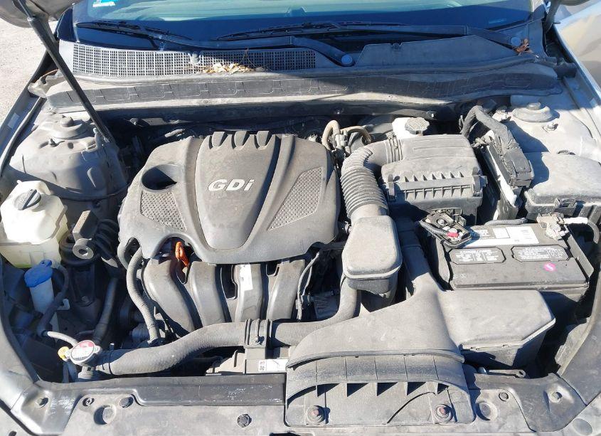 Photo 10 of 2013 Kia Optima LX (VIN 5XXGM4A79DG212860)