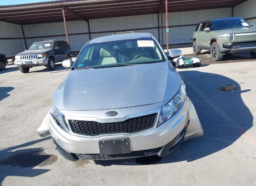 Photo 11 of 2013 Kia Optima LX (VIN 5XXGM4A79DG212860)