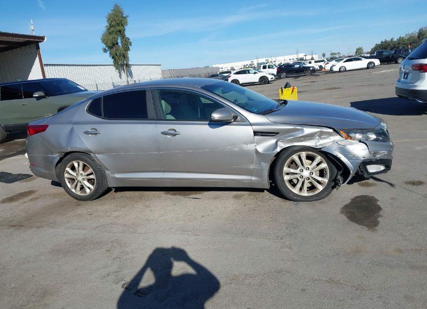 Photo 12 of 2013 Kia Optima LX (VIN 5XXGM4A79DG212860)