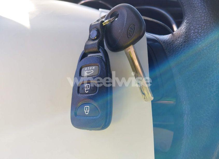 Photo 11 of 2013 Kia Optima LX (VIN 5XXGM4A79DG233787)