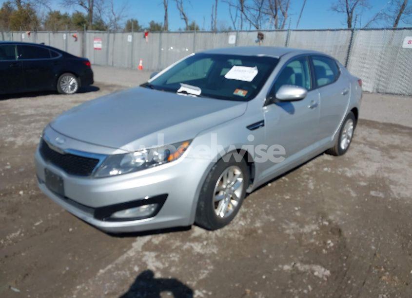 Photo 4 of 2013 Kia Optima LX (VIN 5XXGM4A79DG233787)