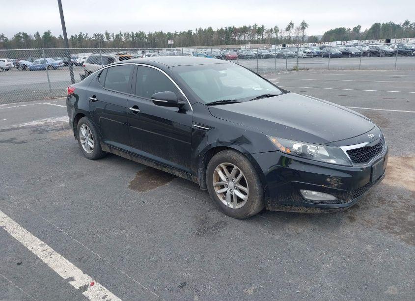 2013 Kia Optima LX (VIN 5XXGM4A79DG234180) main photo