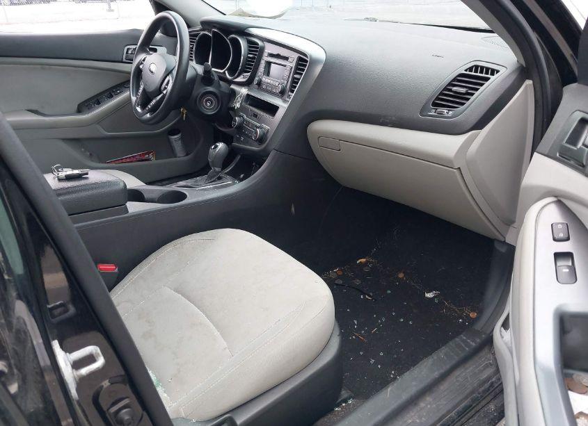 Photo 5 of 2013 Kia Optima LX (VIN 5XXGM4A79DG234180)